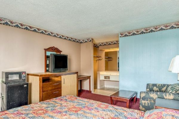 Inns of USA (Jackson)
